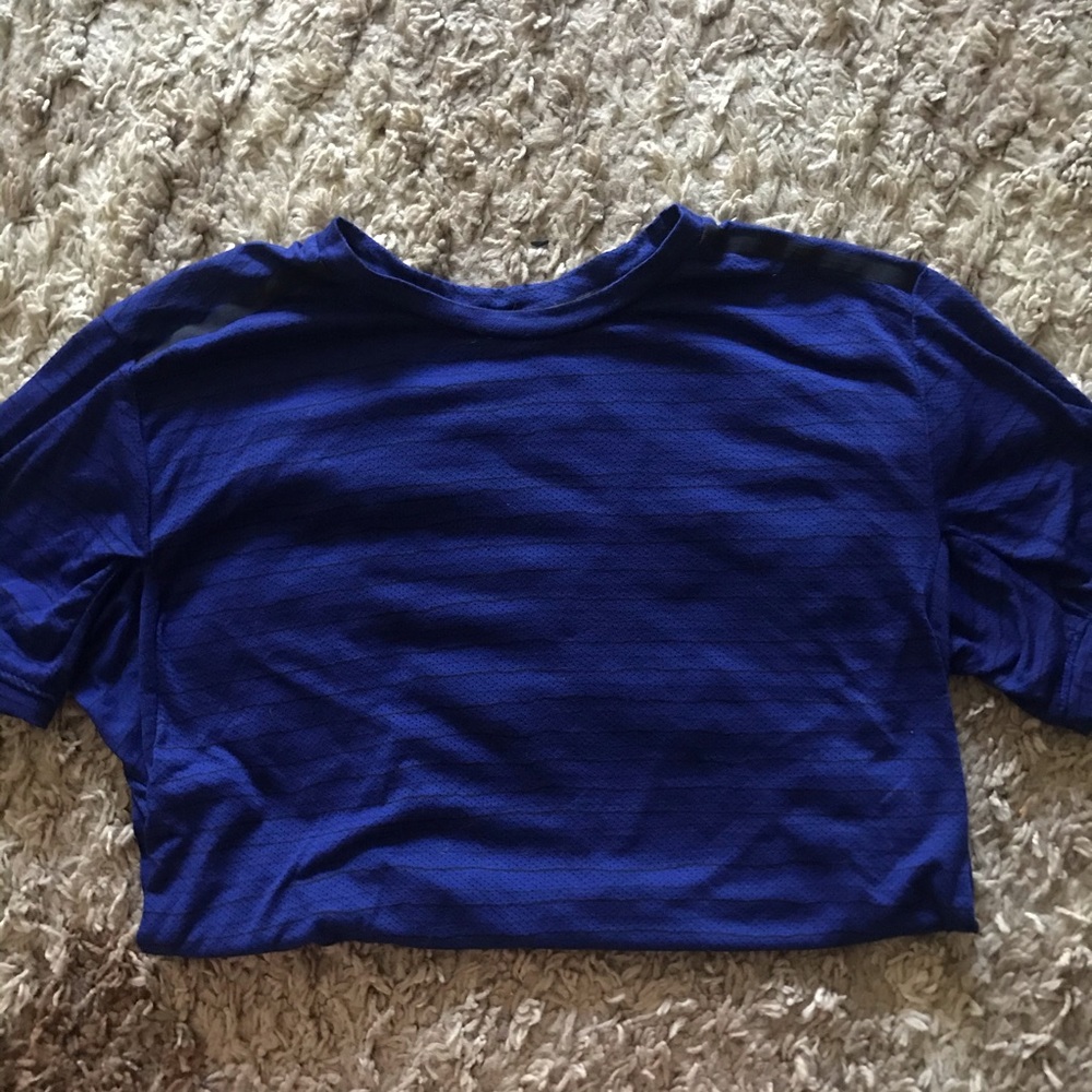 Nike Dri Fit Striped Blue Tee Size M